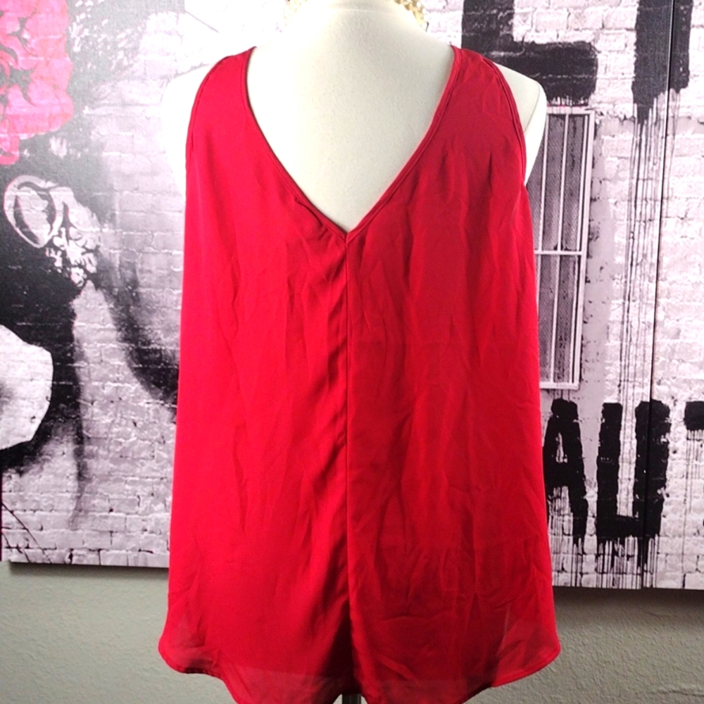 ❤️6 items for $30 sale!!❤️ Torrid Red Sheer Shell EUC - Picture 3 of 4